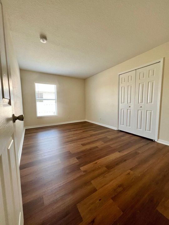 出租: $2,475 (4 贝兹, 2 浴室, 2070 平方英尺)