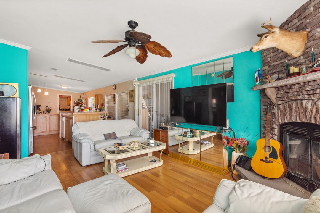 For Sale: $149,900 (2 beds, 2 baths, 1680 Square Feet)