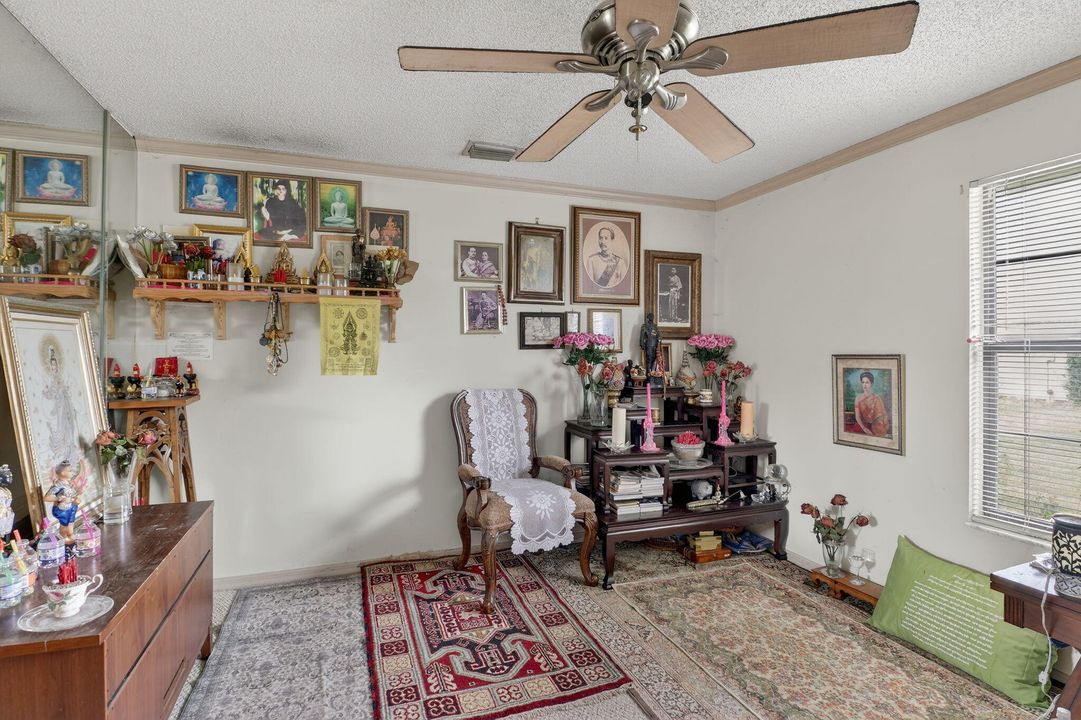 For Sale: $425,000 (4 beds, 2 baths, 2109 Square Feet)