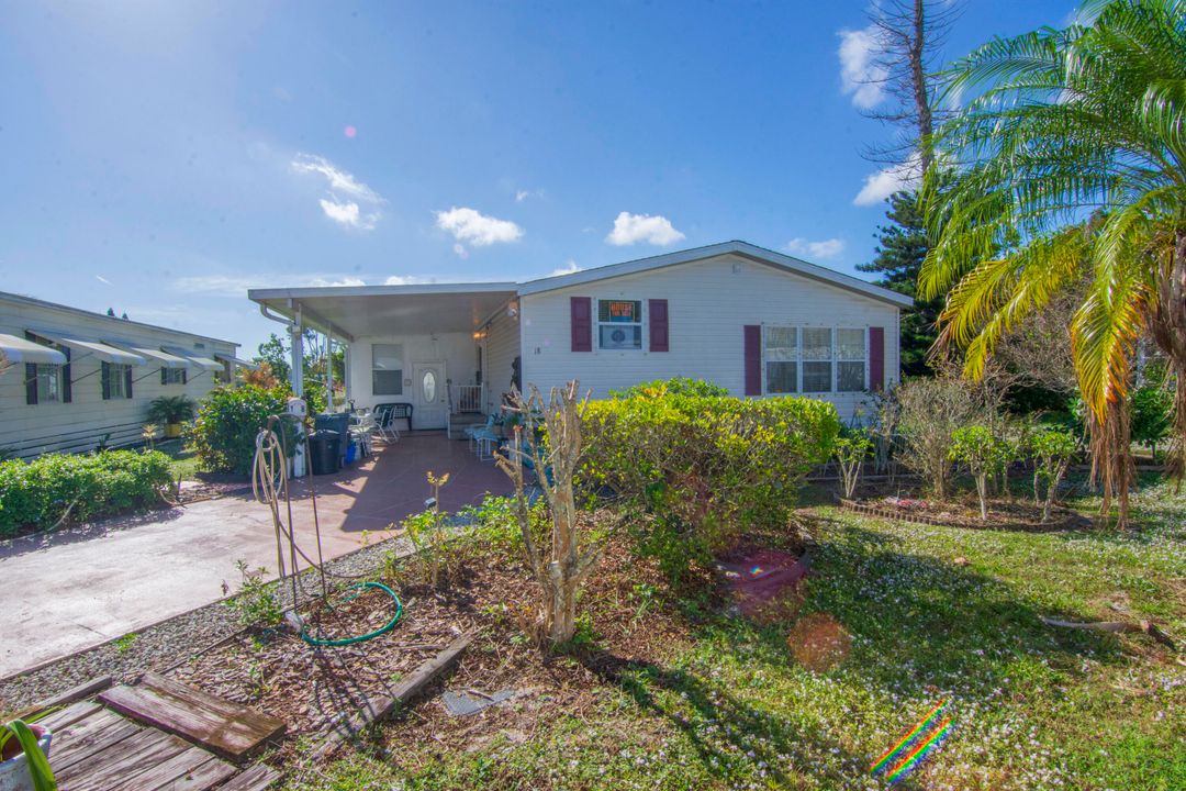 For Sale: $149,900 (2 beds, 2 baths, 1680 Square Feet)