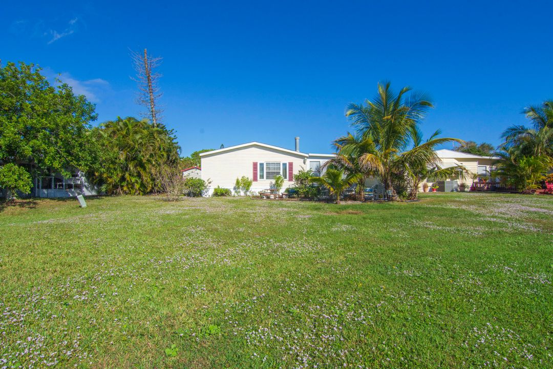 For Sale: $149,900 (2 beds, 2 baths, 1680 Square Feet)