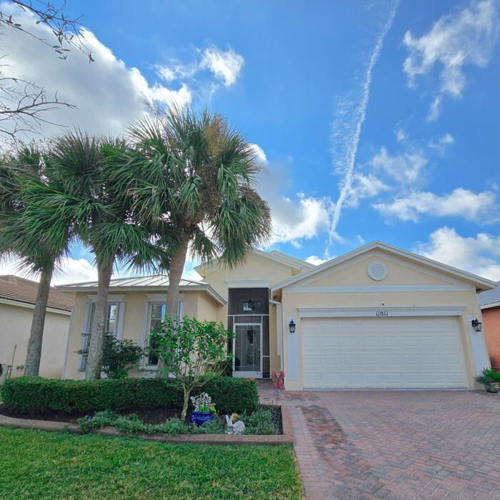 For Sale: $407,770 (4 beds, 2 baths, 1741 Square Feet)