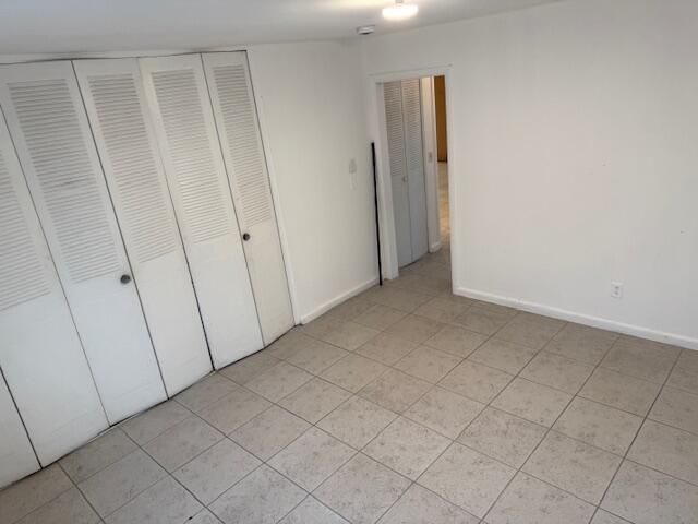 For Sale: $190,000 (2 beds, 1 baths, 840 Square Feet)