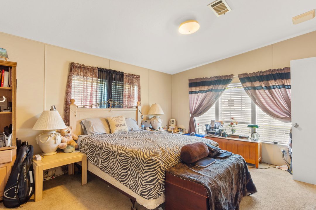 For Sale: $149,900 (2 beds, 2 baths, 1680 Square Feet)