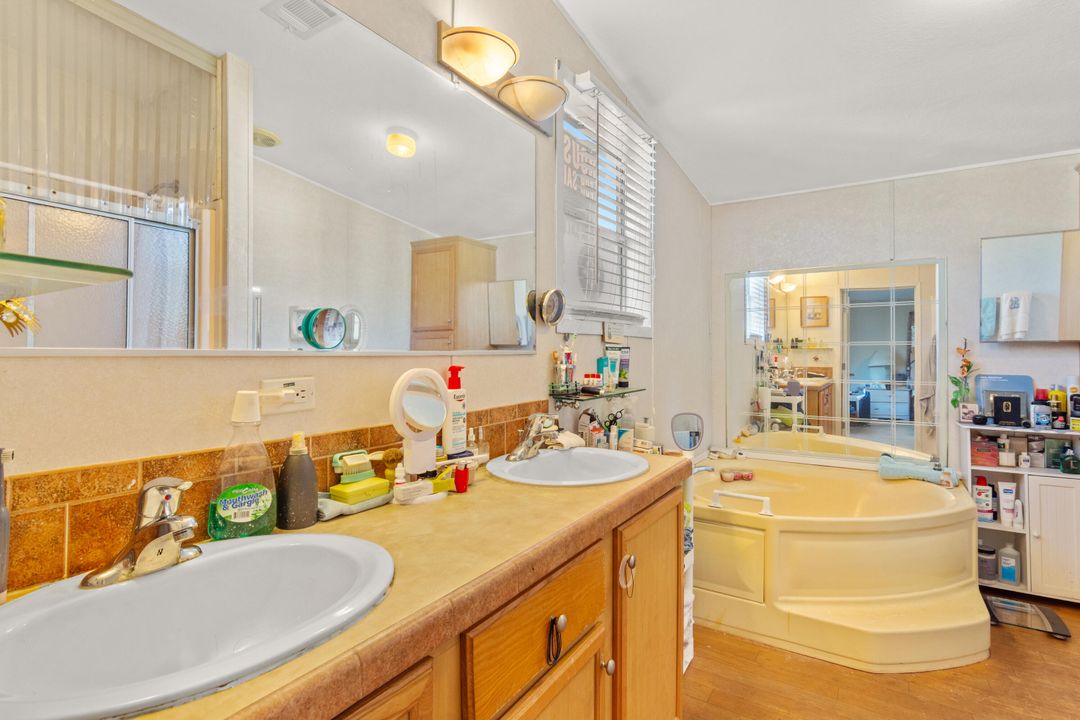 For Sale: $149,900 (2 beds, 2 baths, 1680 Square Feet)