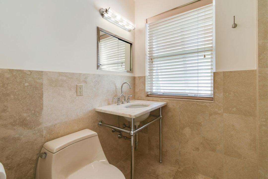 For Rent: $20,000 (4 beds, 3 baths, 3302 Square Feet)