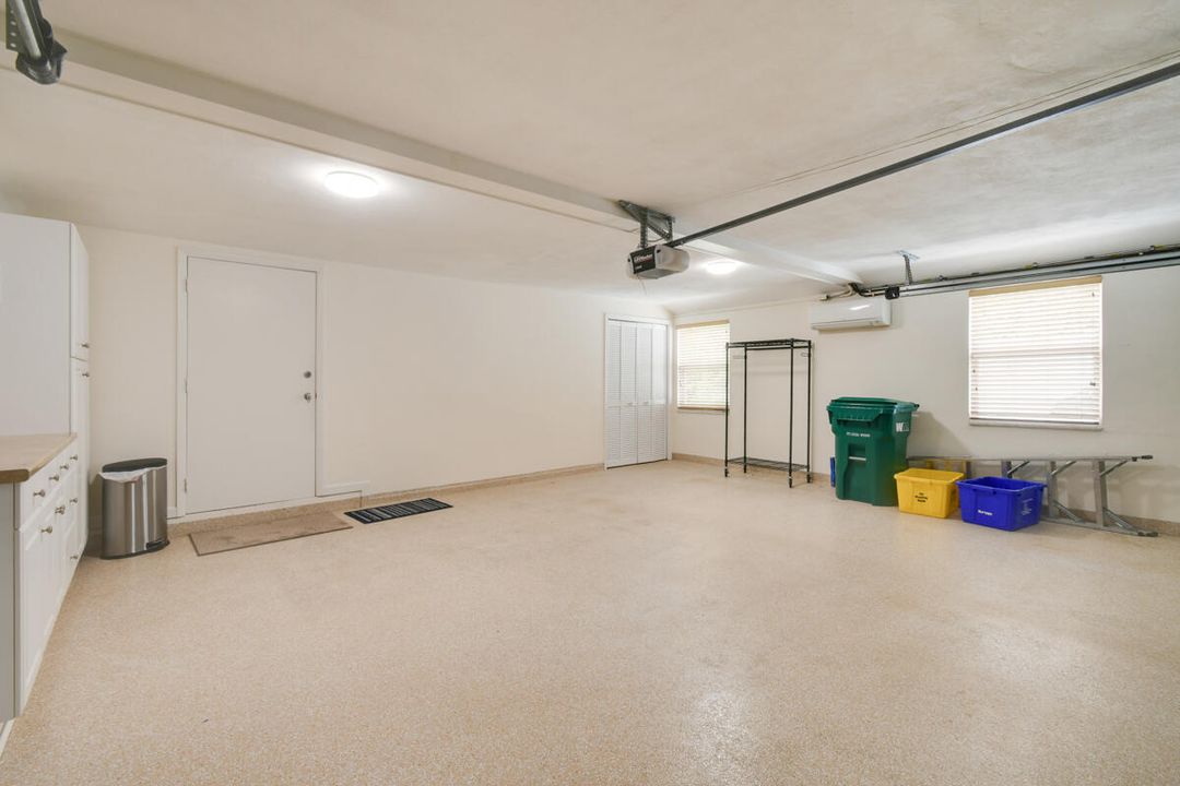 For Rent: $20,000 (4 beds, 3 baths, 3302 Square Feet)