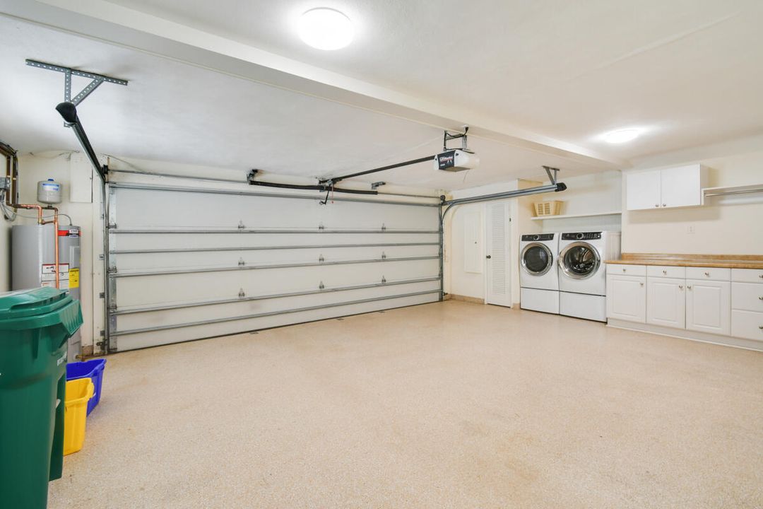 For Rent: $20,000 (4 beds, 3 baths, 3302 Square Feet)