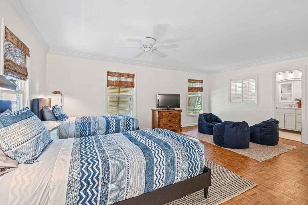 For Rent: $20,000 (4 beds, 3 baths, 3302 Square Feet)