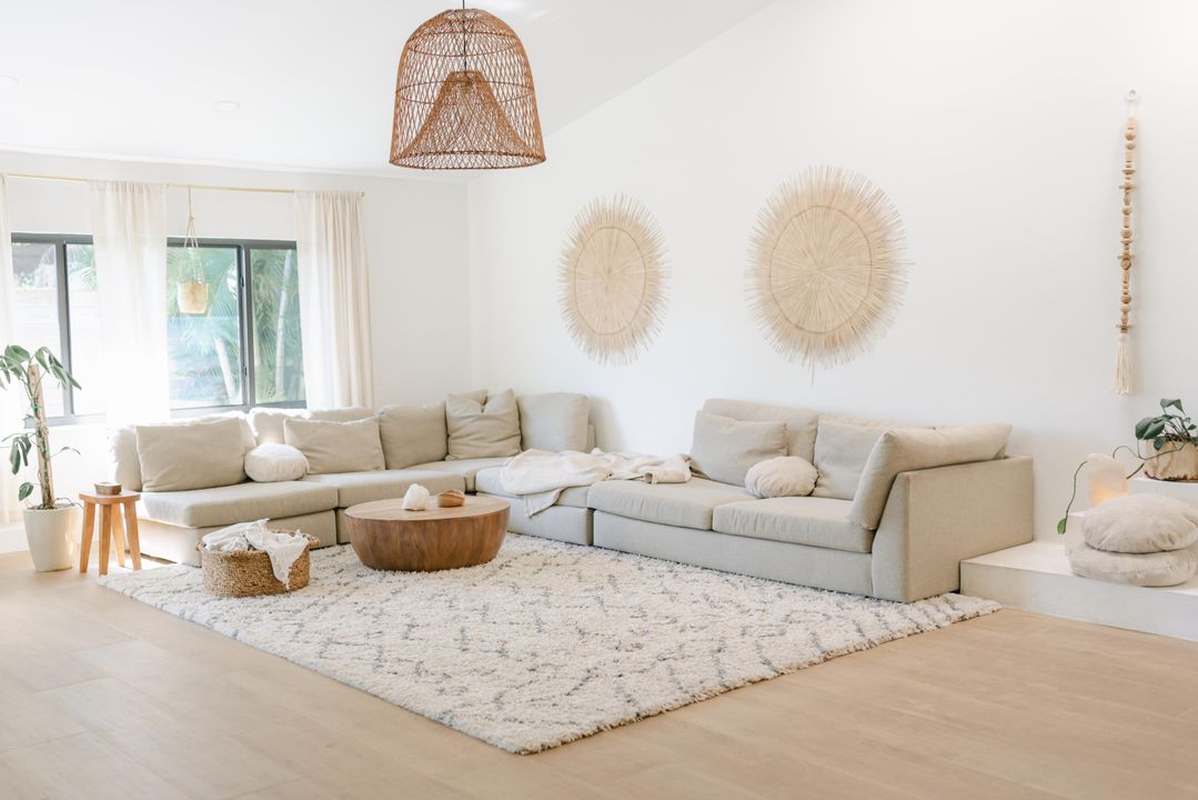 For Rent: $5,000 (3 beds, 2 baths, 2217 Square Feet)