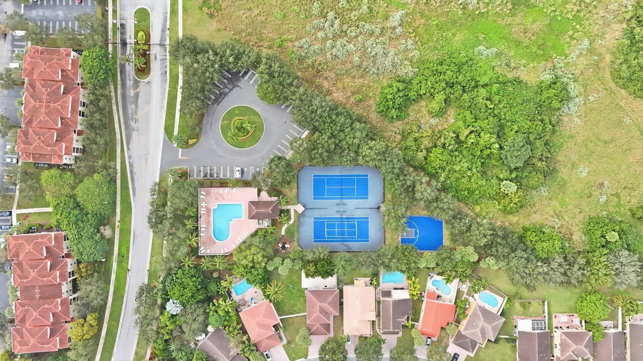 На продажу: $475,000 (3 спален, 2 ванн, 1674 Квадратных фут)