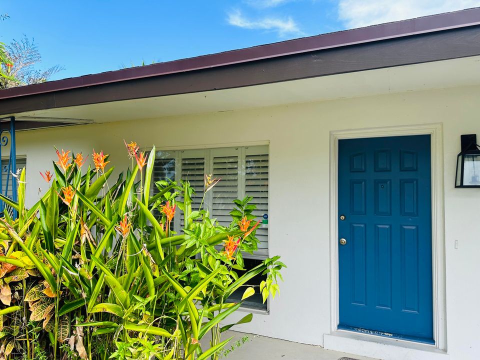 For Rent: $3,500 (2 beds, 2 baths, 1240 Square Feet)