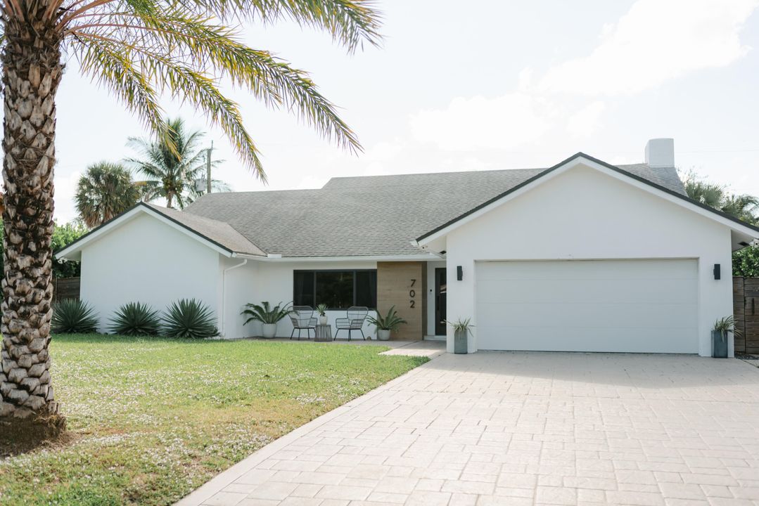 For Rent: $5,000 (3 beds, 2 baths, 2217 Square Feet)