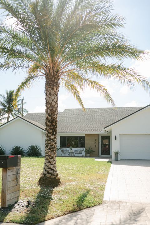 For Rent: $5,000 (3 beds, 2 baths, 2217 Square Feet)