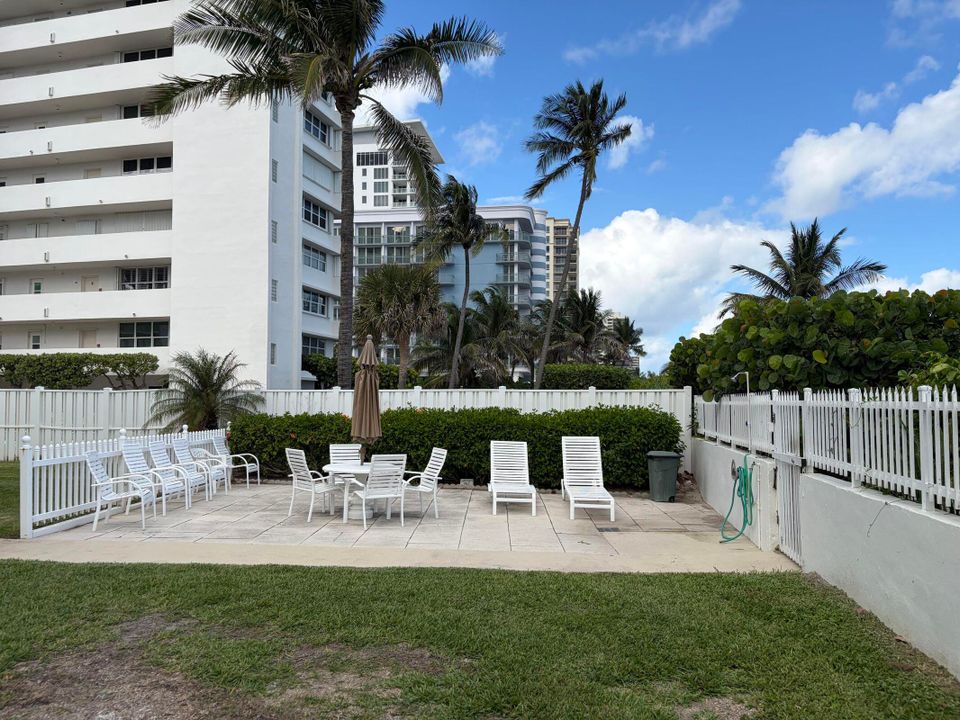 В аренду: $2,200 (2 спален, 1 ванн, 868 Квадратных фут)