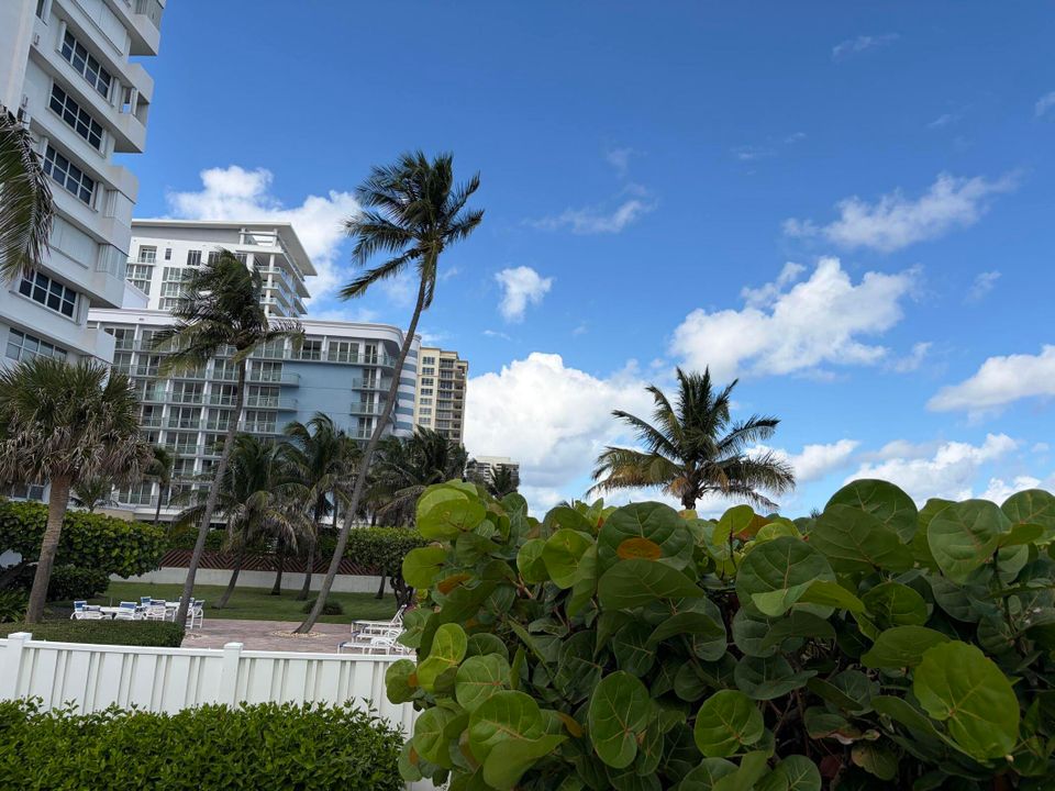 В аренду: $2,200 (2 спален, 1 ванн, 868 Квадратных фут)