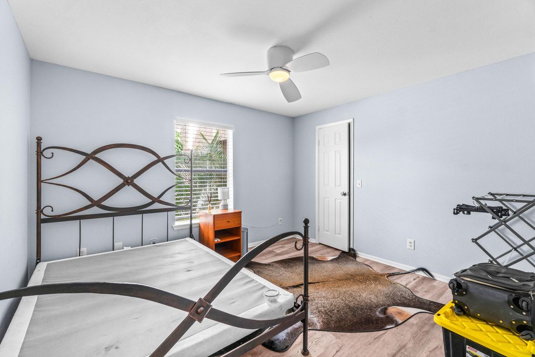 待售: $365,000 (3 贝兹, 2 浴室, 1085 平方英尺)