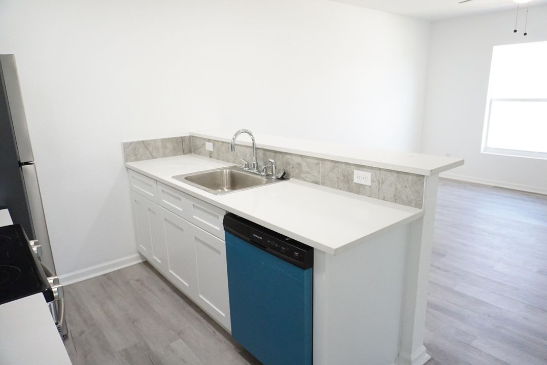 В аренду: $2,200 (3 спален, 2 ванн, 1100 Квадратных фут)