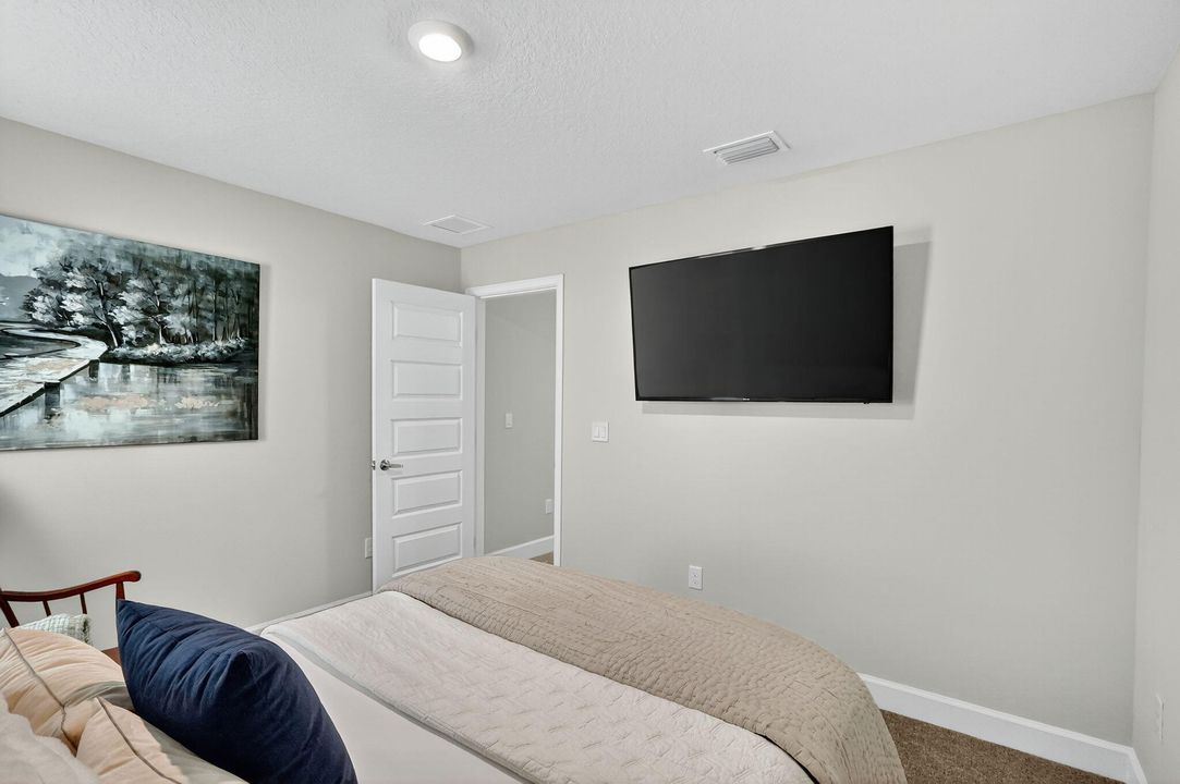 For Sale: $499,000 (4 beds, 3 baths, 2268 Square Feet)