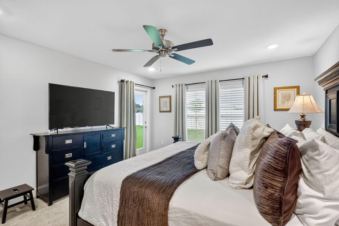 For Sale: $499,000 (4 beds, 3 baths, 2268 Square Feet)