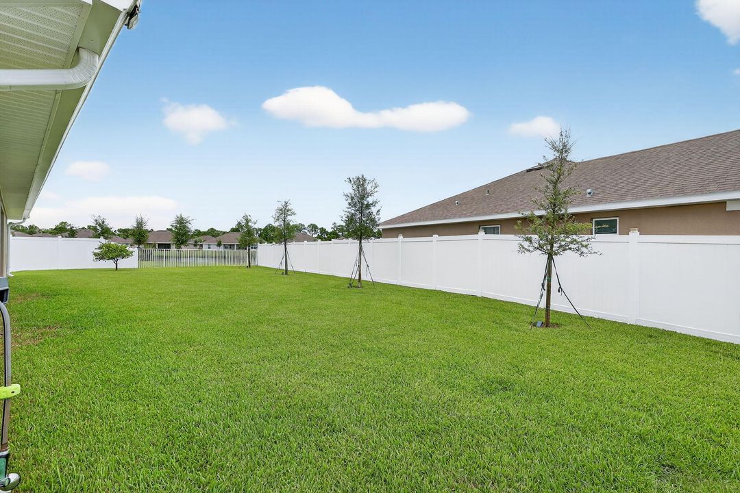 For Sale: $499,000 (4 beds, 3 baths, 2268 Square Feet)