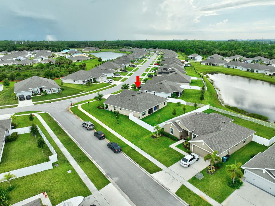 For Sale: $499,000 (4 beds, 3 baths, 2268 Square Feet)