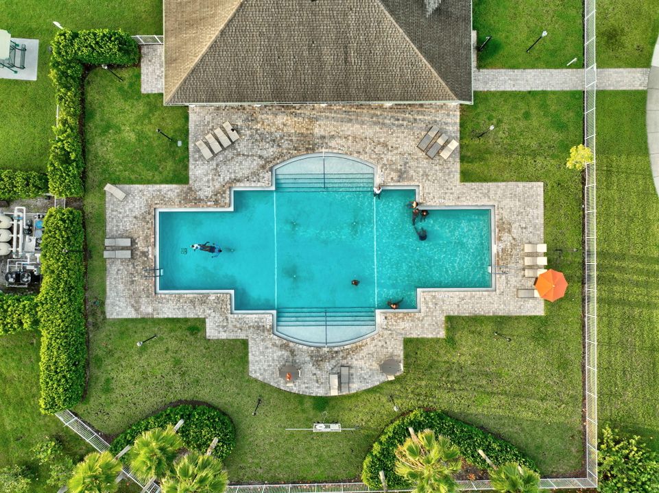 For Sale: $499,000 (4 beds, 3 baths, 2268 Square Feet)