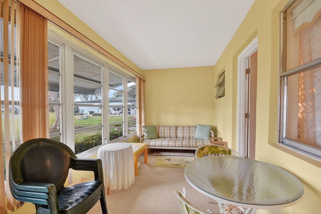 En Venta: $141,900 (1 camas, 1 baños, 994 Pies cuadrados)