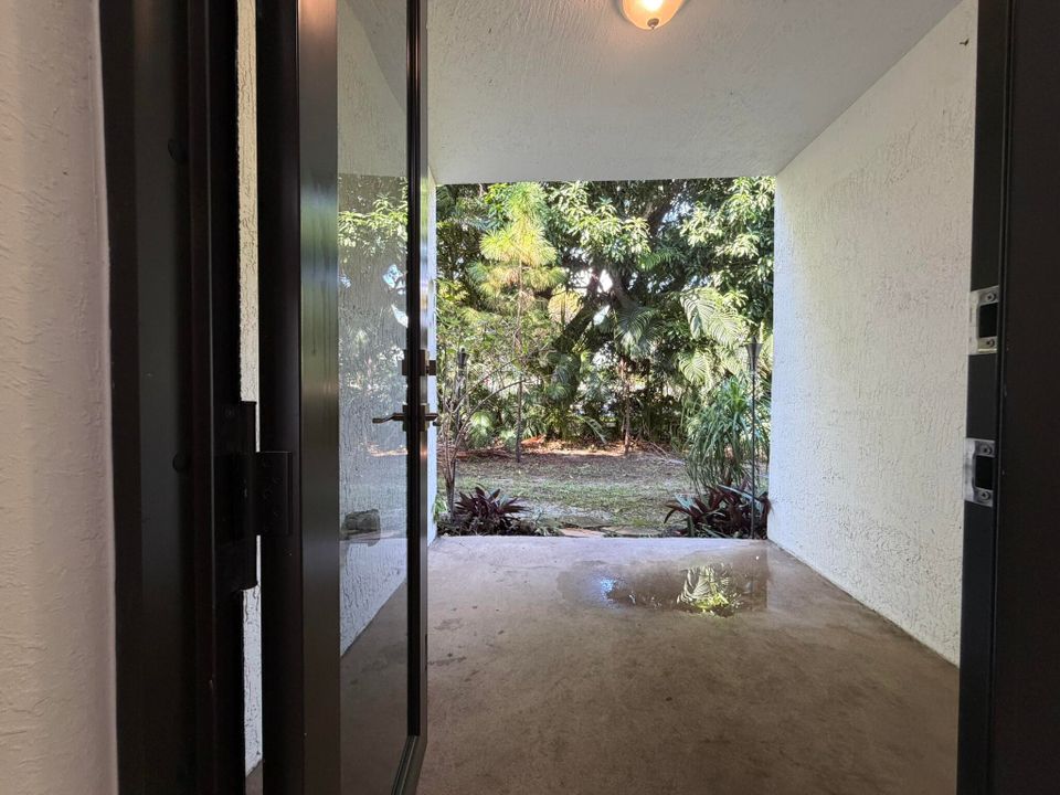 For Rent: $3,000 (3 beds, 2 baths, 1858 Square Feet)