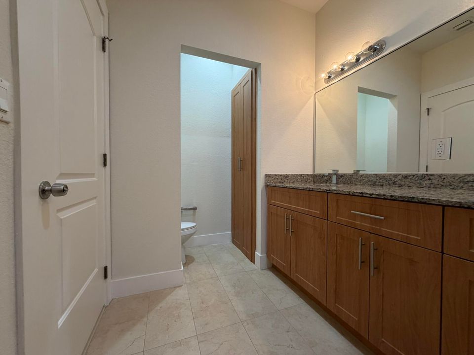 For Rent: $3,000 (3 beds, 2 baths, 1858 Square Feet)