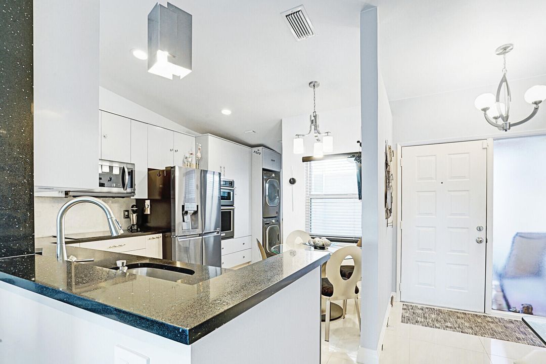 En Venta: $439,000 (2 camas, 2 baños, 1437 Pies cuadrados)