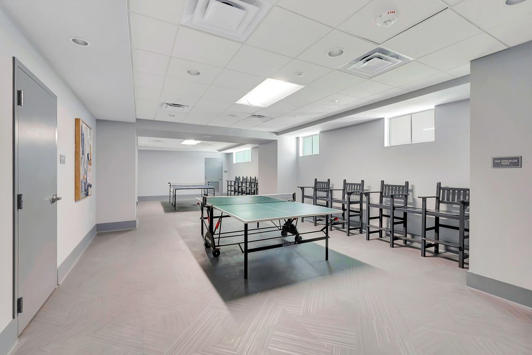 En Venta: $439,000 (2 camas, 2 baños, 1437 Pies cuadrados)