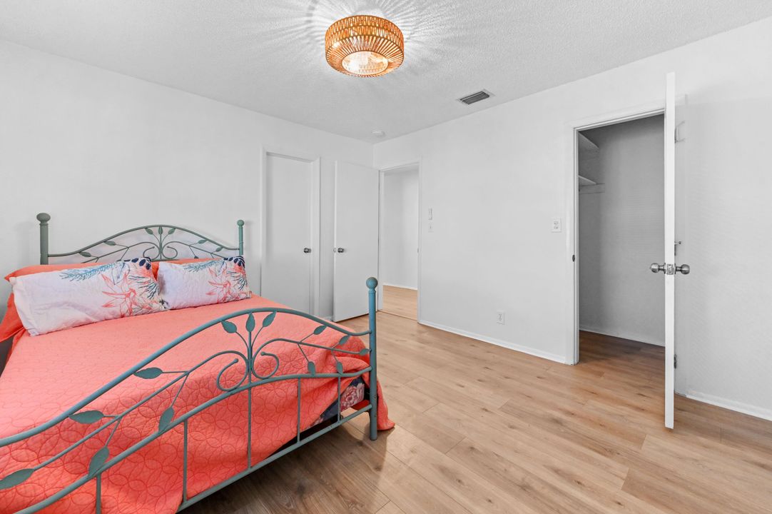 На продажу: $392,900 (3 спален, 2 ванн, 1806 Квадратных фут)