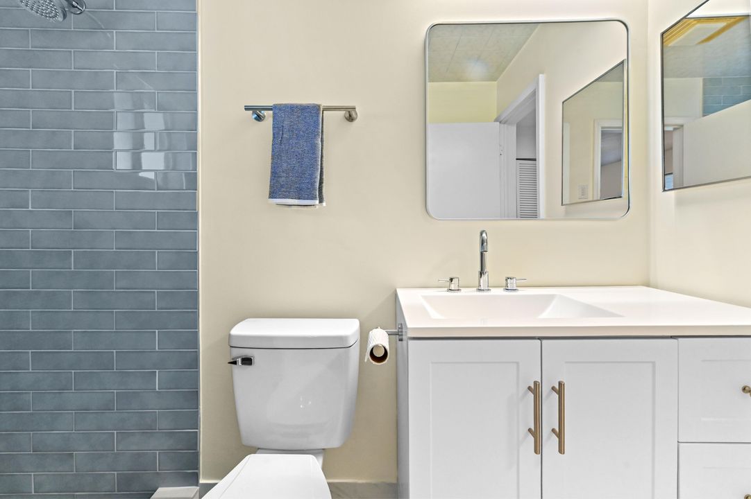 На продажу: $392,900 (3 спален, 2 ванн, 1806 Квадратных фут)