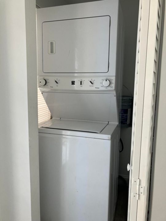 For Rent: $3,000 (3 beds, 2 baths, 1110 Square Feet)