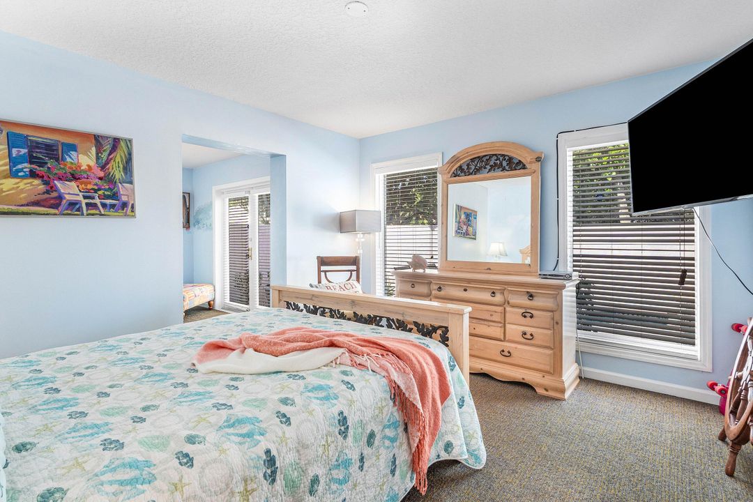 En Venta: $2,300,000 (3 camas, 3 baños, 2694 Pies cuadrados)