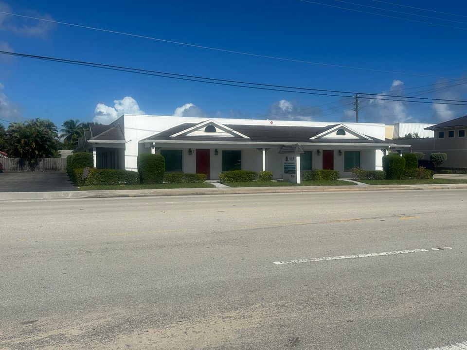 待售: $2,700 (0 贝兹, 0 浴室, 1300 平方英尺)