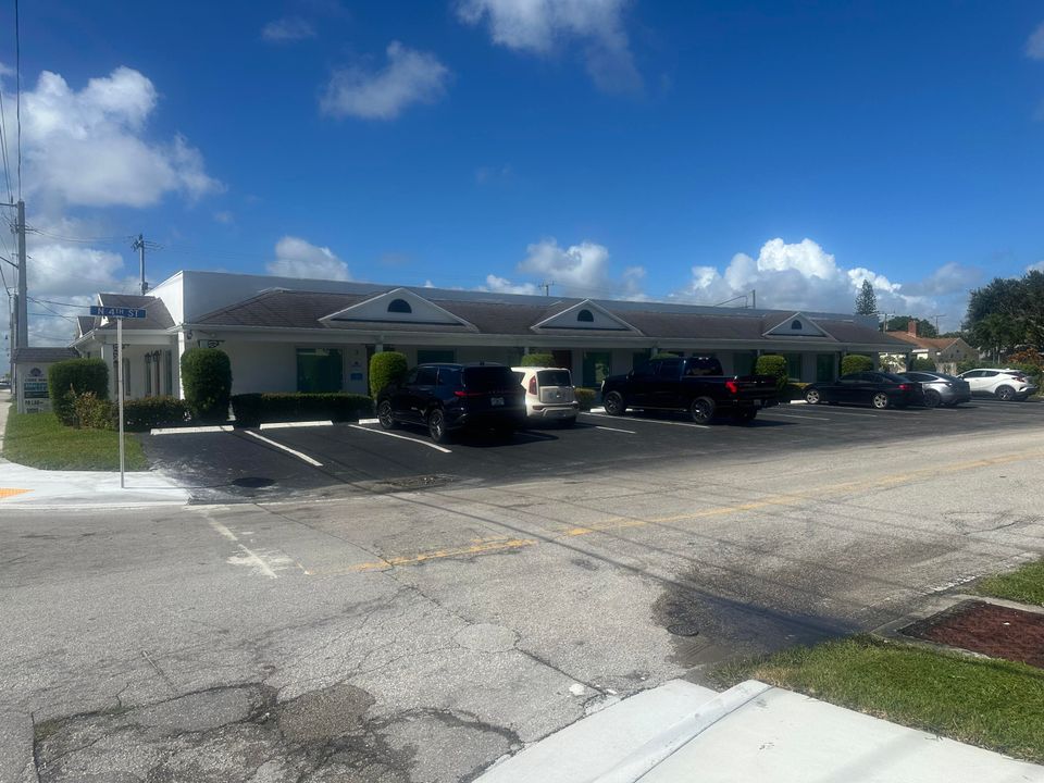 待售: $2,700 (0 贝兹, 0 浴室, 1300 平方英尺)