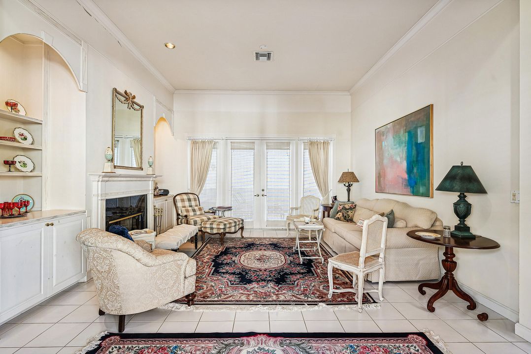 На продажу: $775,000 (3 спален, 2 ванн, 1965 Квадратных фут)