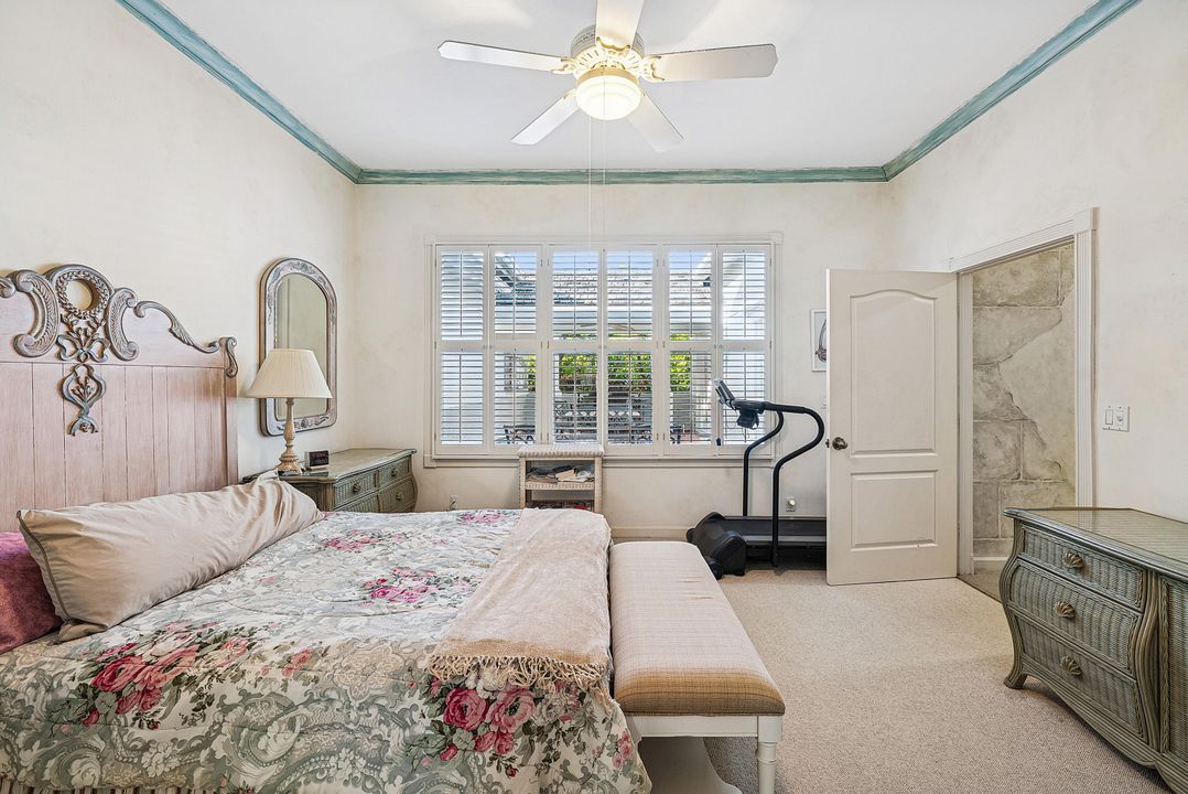 На продажу: $775,000 (3 спален, 2 ванн, 1965 Квадратных фут)