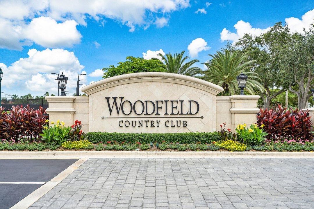 На продажу: $775,000 (3 спален, 2 ванн, 1965 Квадратных фут)