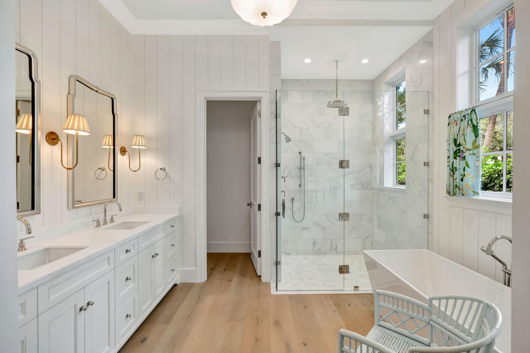 En Venta: $4,495,000 (4 camas, 4 baños, 3800 Pies cuadrados)