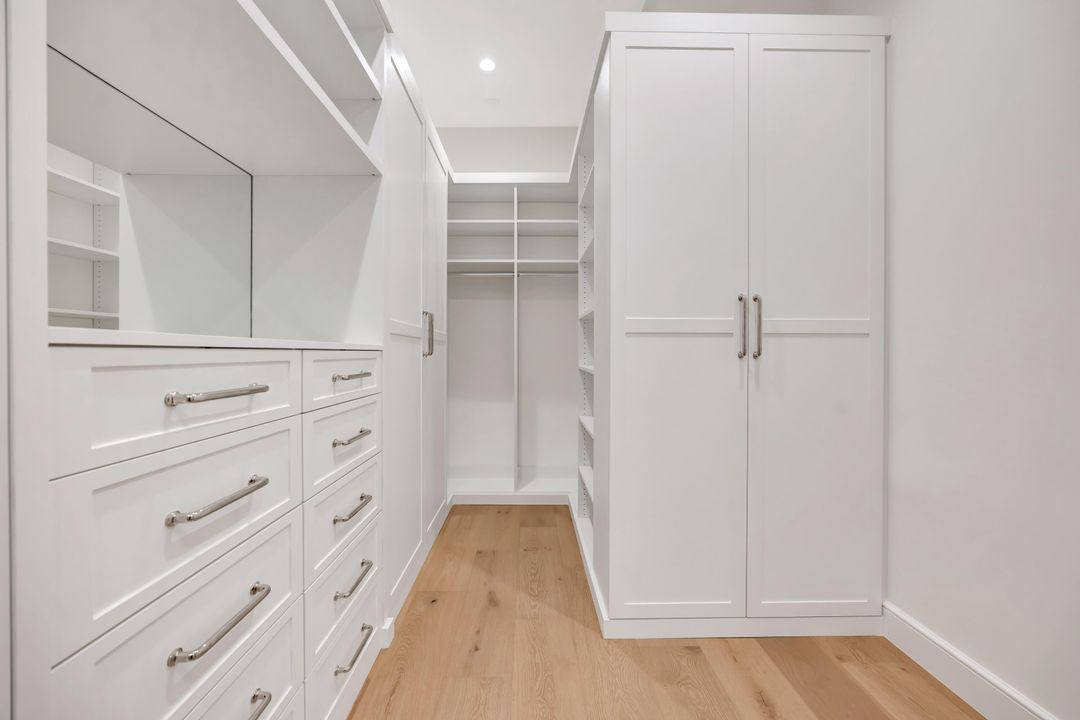 En Venta: $4,495,000 (4 camas, 4 baños, 3800 Pies cuadrados)