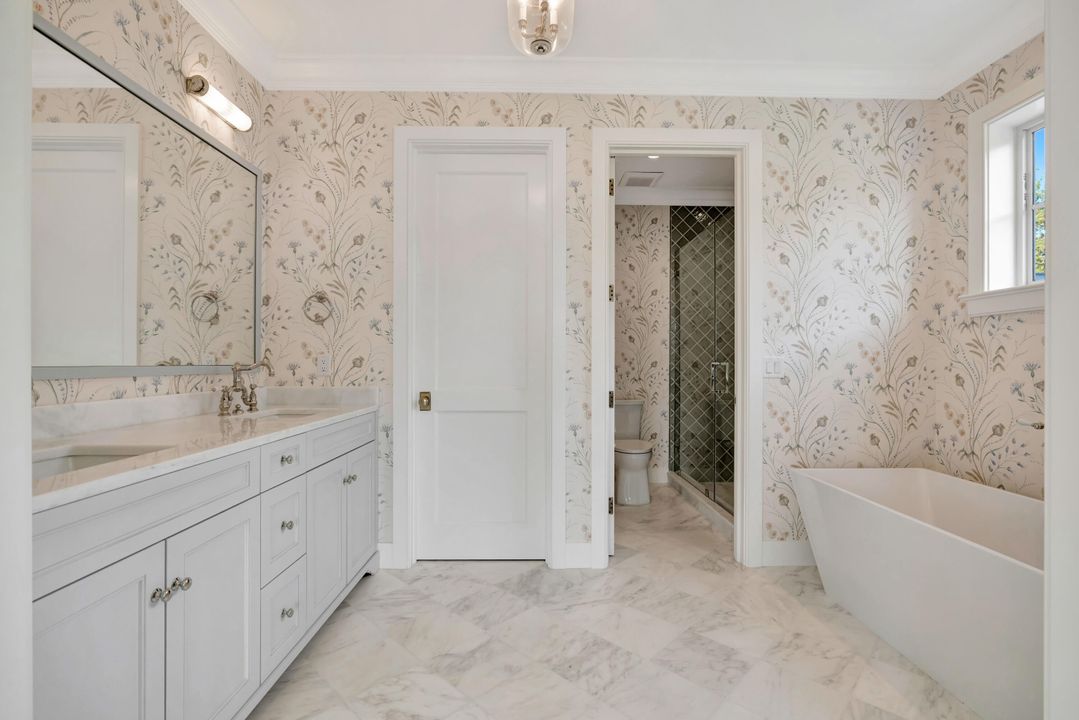 En Venta: $4,495,000 (4 camas, 4 baños, 3800 Pies cuadrados)