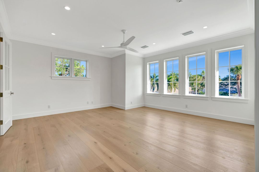 En Venta: $4,495,000 (4 camas, 4 baños, 3800 Pies cuadrados)