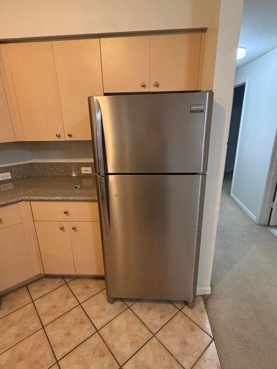 В аренду: $2,200 (2 спален, 2 ванн, 1024 Квадратных фут)