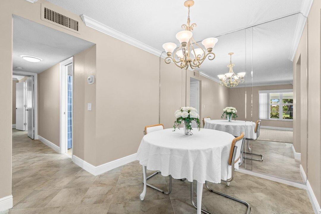 待售: $245,000 (2 贝兹, 2 浴室, 1175 平方英尺)