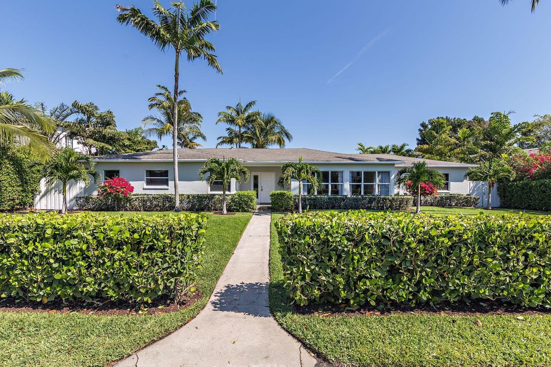 出租: $20,000 (3 贝兹, 3 浴室, 2087 平方英尺)