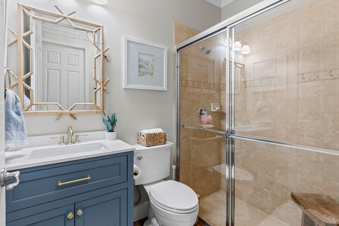 For Sale: $925,000 (6 beds, 4 baths, 3587 Square Feet)