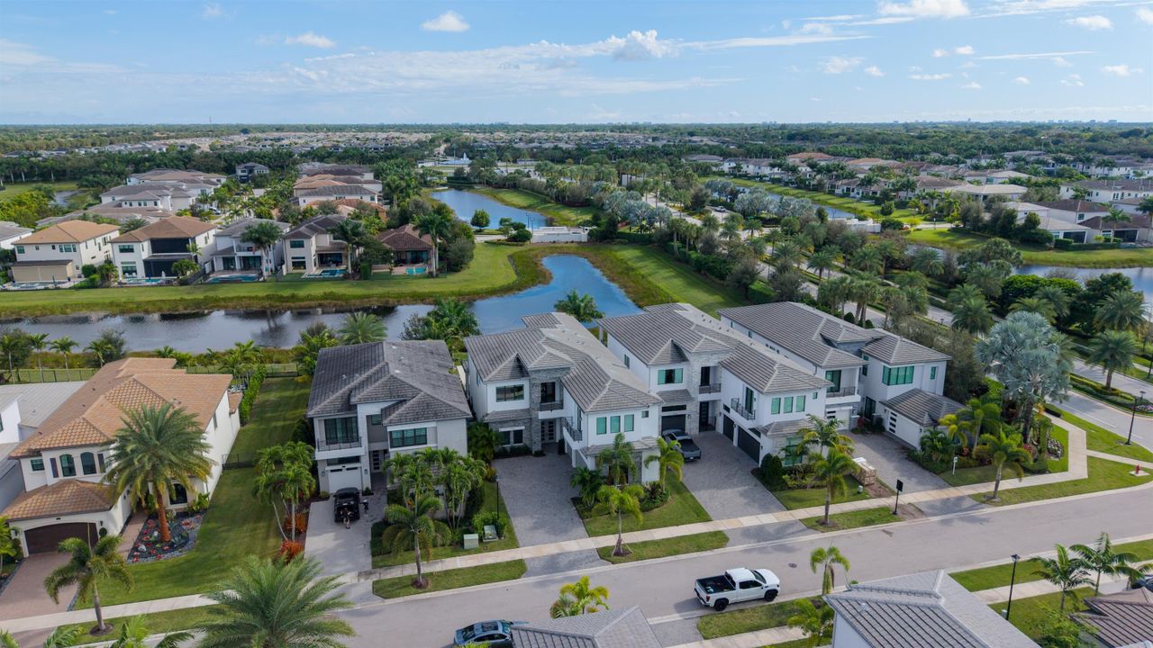 En Venta: $3,500,000 (6 camas, 7 baños, 5799 Pies cuadrados)